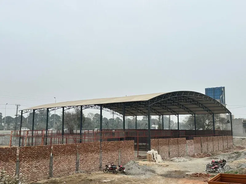 Multi-Court Continuous Shade