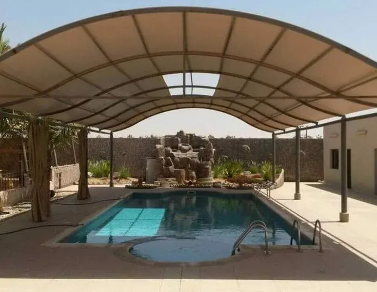 Single Pool Shades